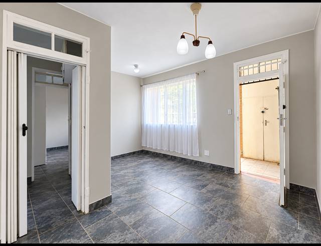 2 BEDROOM FLAT FOR SALE IN PEACEHAVEN